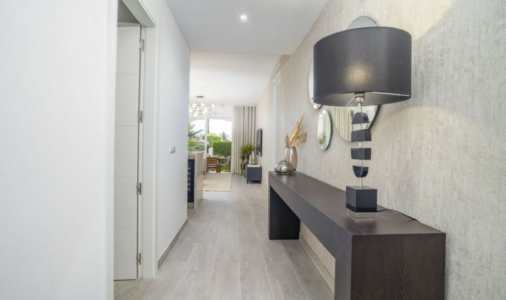 Resale - Apartment -
Nueva Andalucía