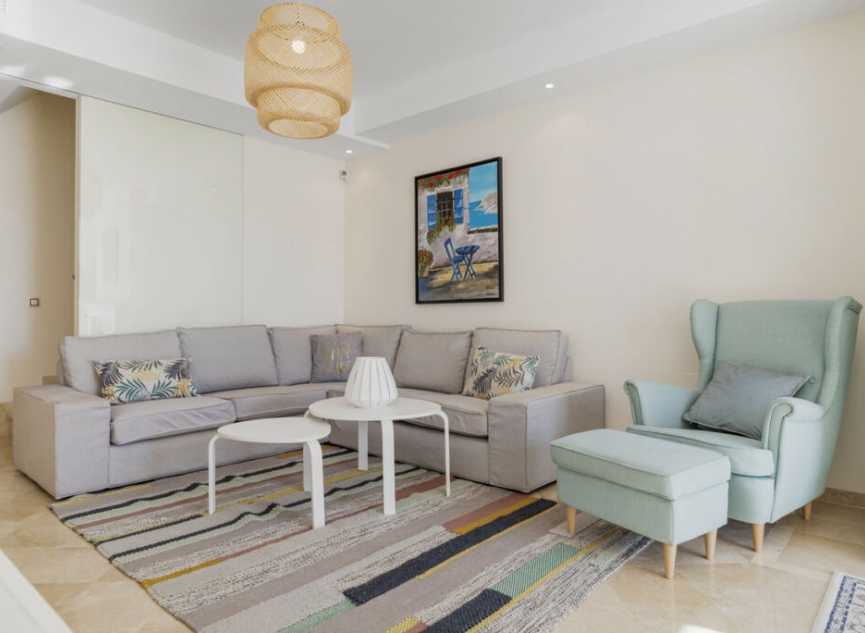 Resale - Apartment -
Nueva Andalucía