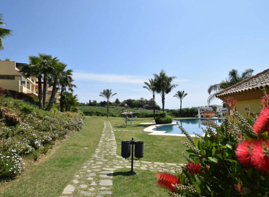 Resale - Apartment -
Nueva Andalucía