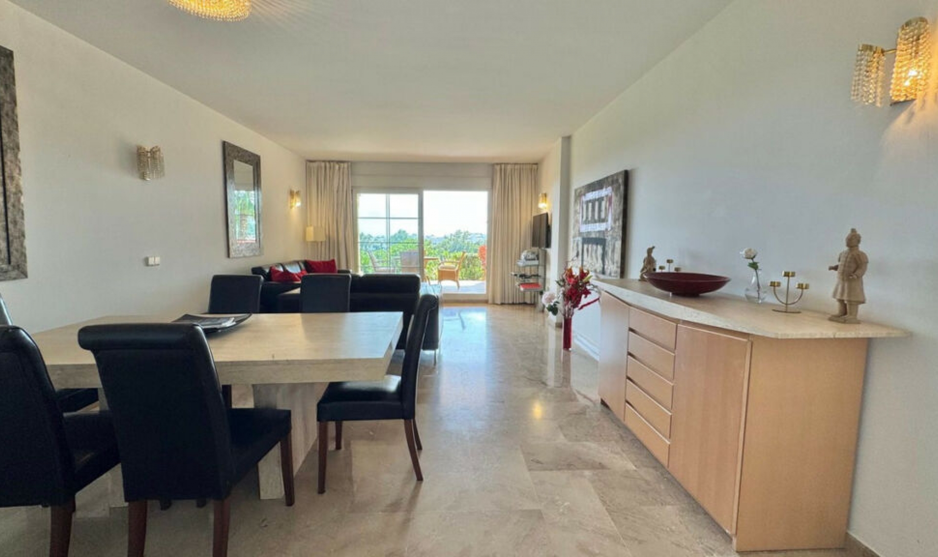 Resale - Apartment -
Nueva Andalucía