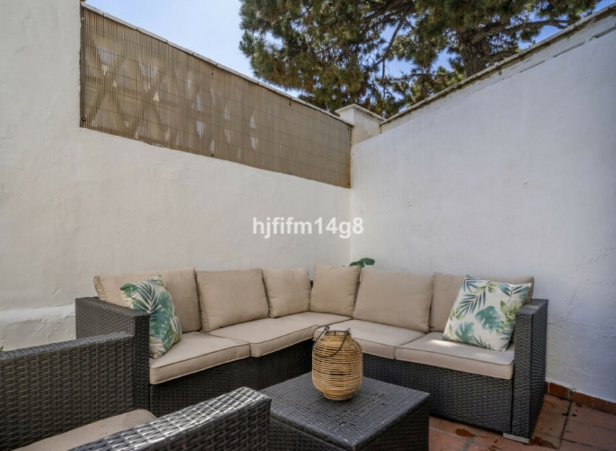 Resale - Apartment -
Nueva Andalucía