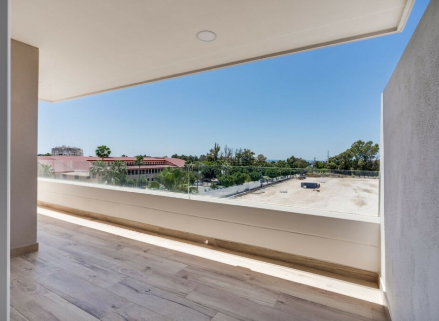 Resale - Apartment -
Nueva Andalucía