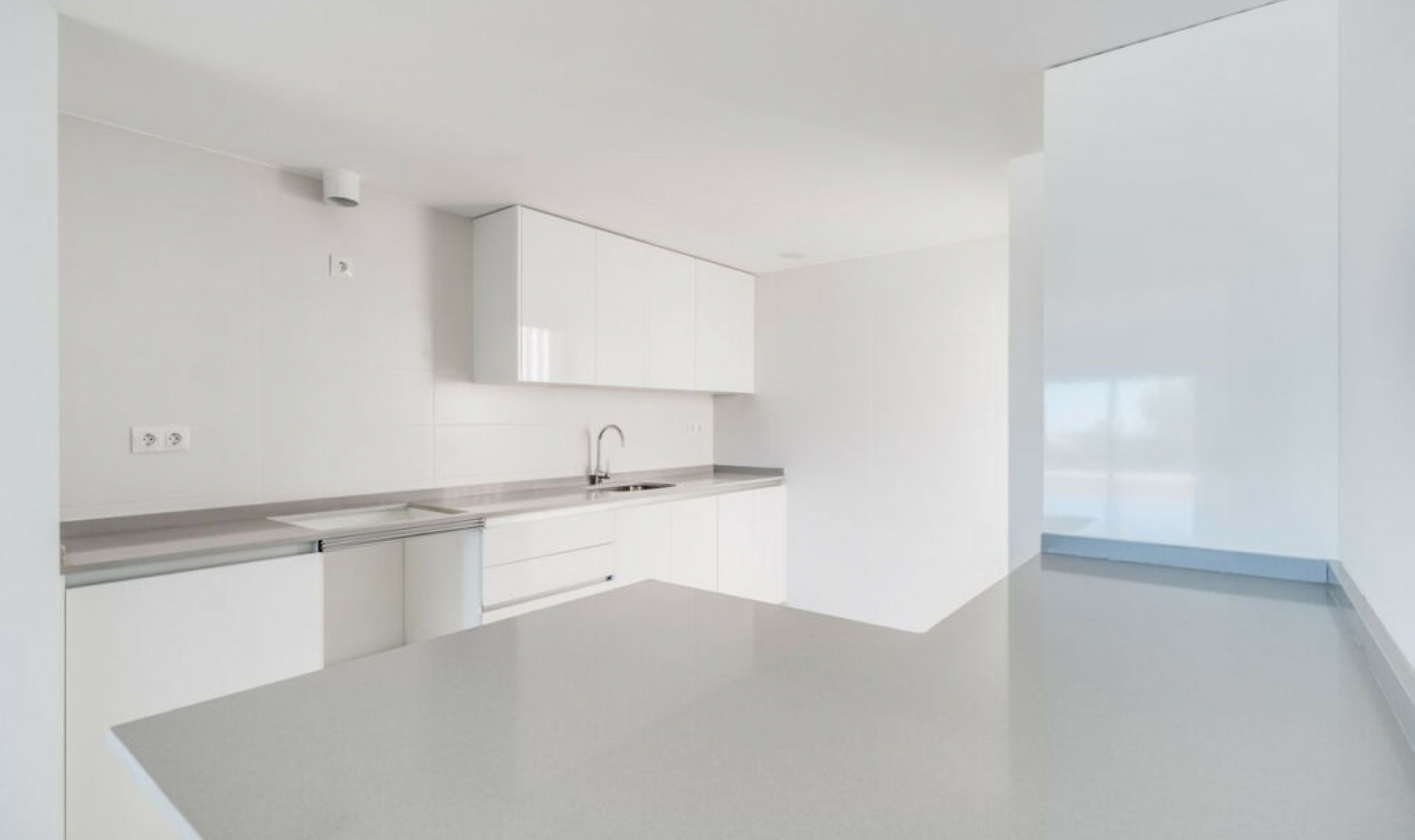 Resale - Apartment -
Nueva Andalucía