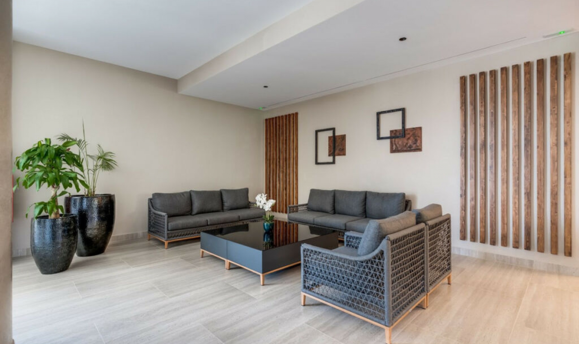 Resale - Apartment -
Nueva Andalucía