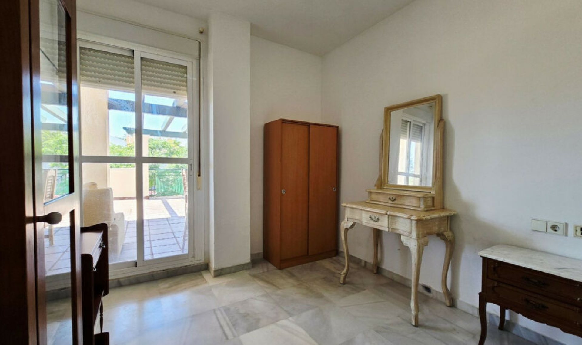 Resale - Apartment -
Nueva Andalucía