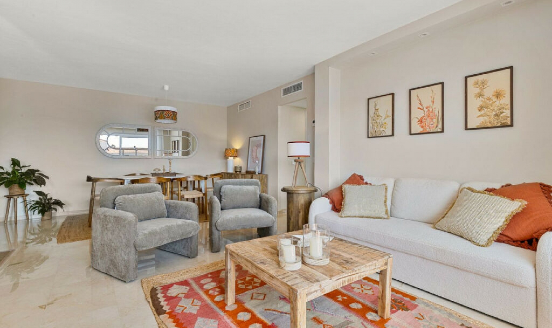 Resale - Apartment -
Nueva Andalucía