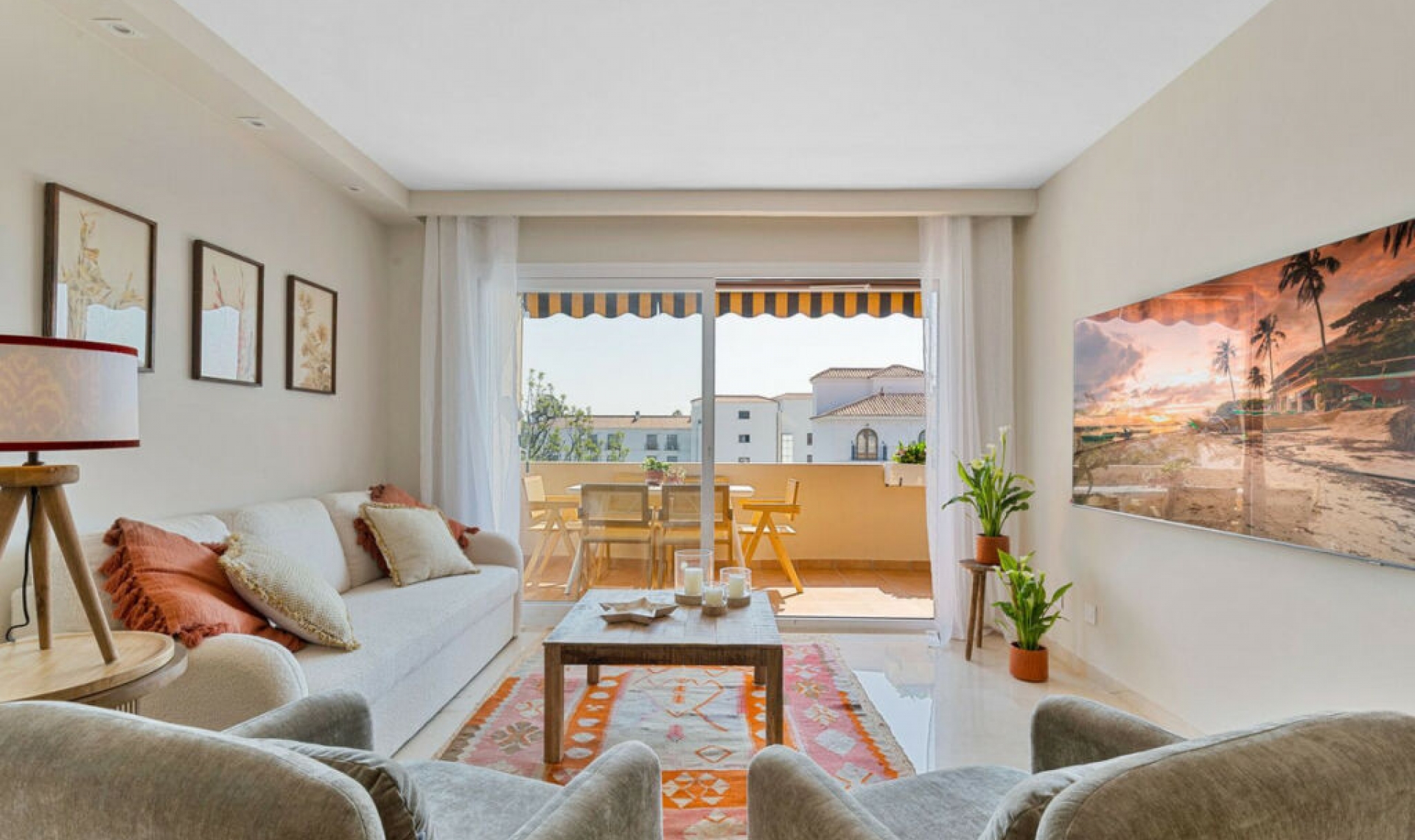 Resale - Apartment -
Nueva Andalucía