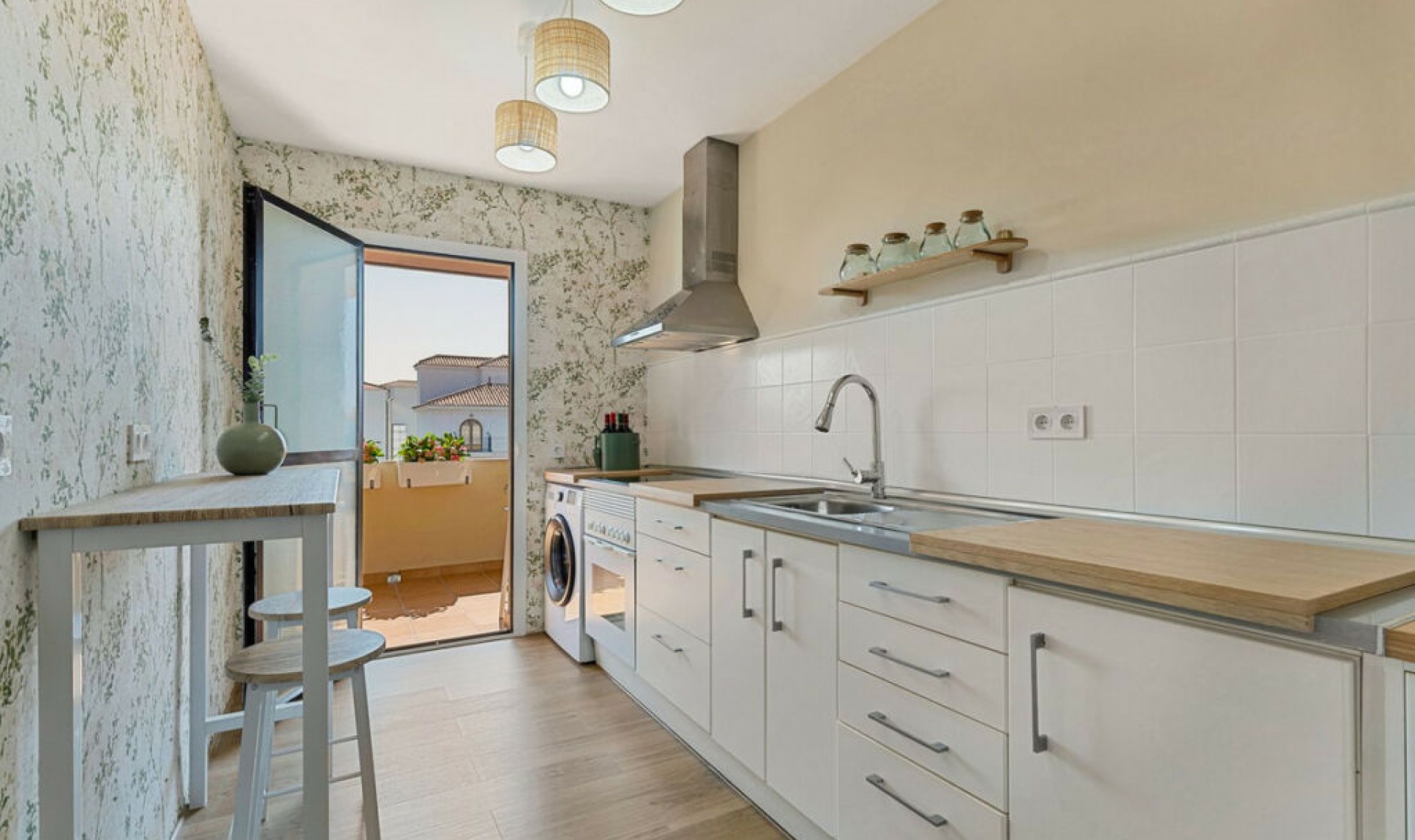 Resale - Apartment -
Nueva Andalucía