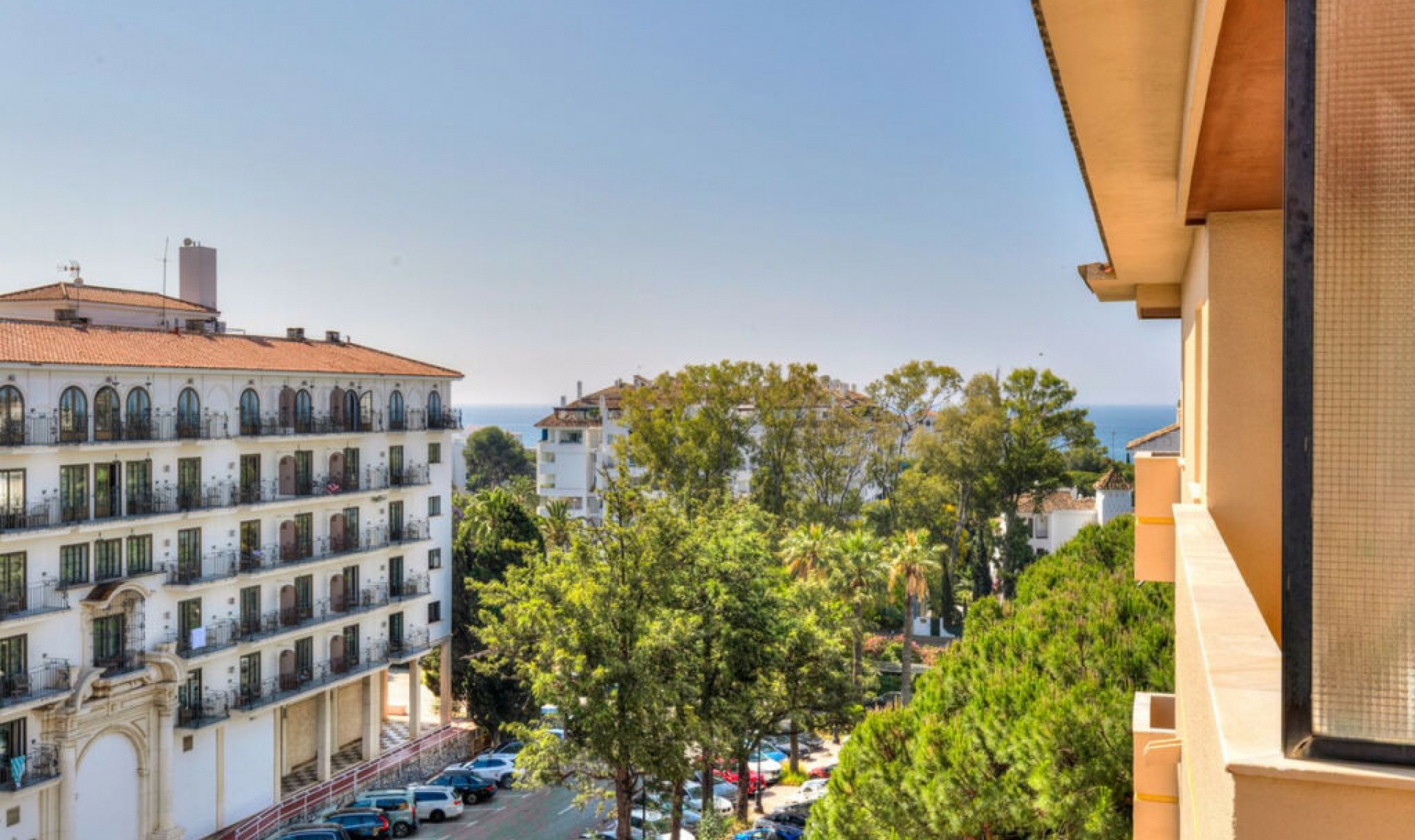 Resale - Apartment -
Nueva Andalucía