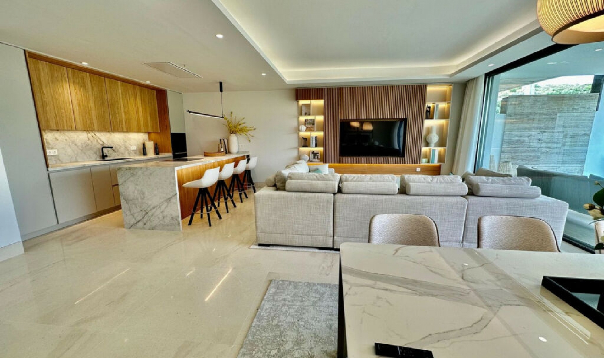Resale - Apartment -
Nueva Andalucía
