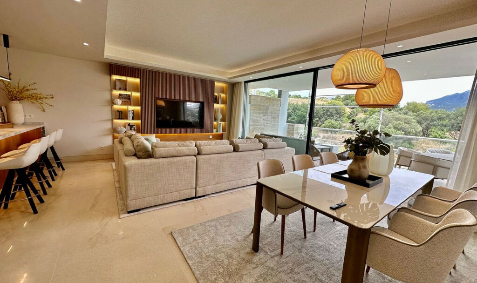 Resale - Apartment -
Nueva Andalucía