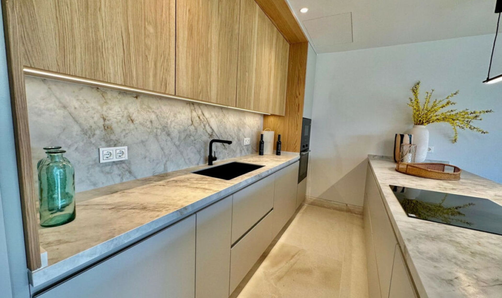 Resale - Apartment -
Nueva Andalucía
