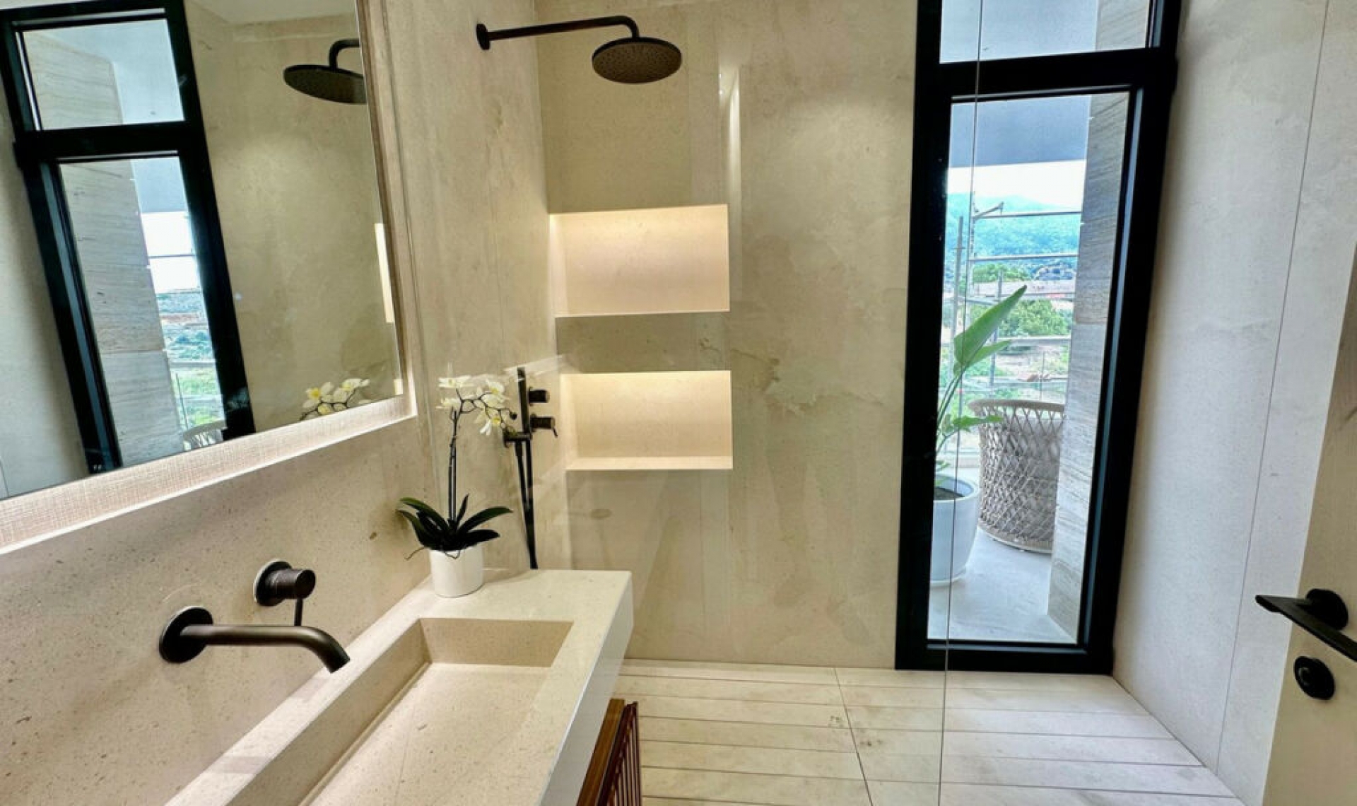 Resale - Apartment -
Nueva Andalucía