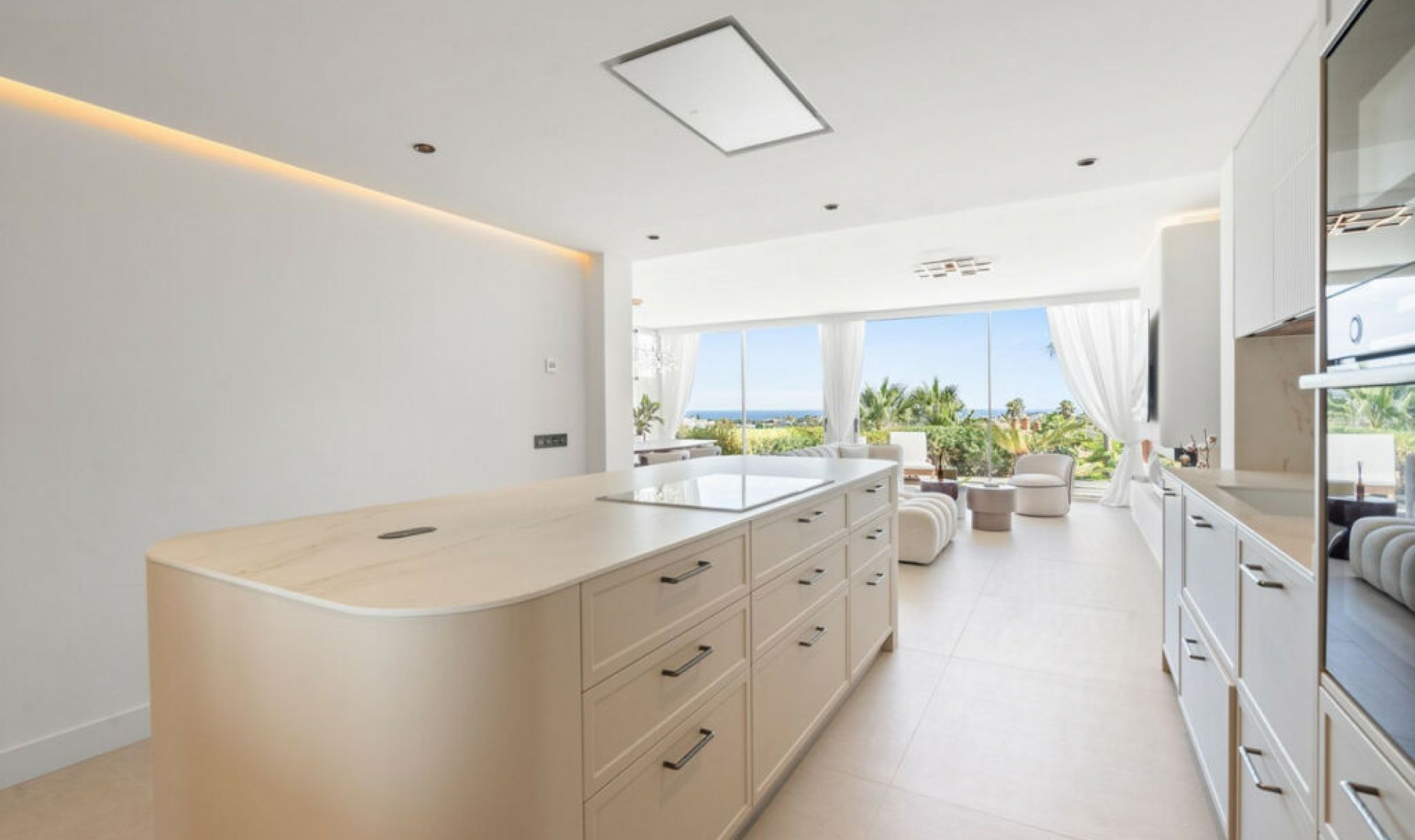 Resale - Apartment -
Nueva Andalucía