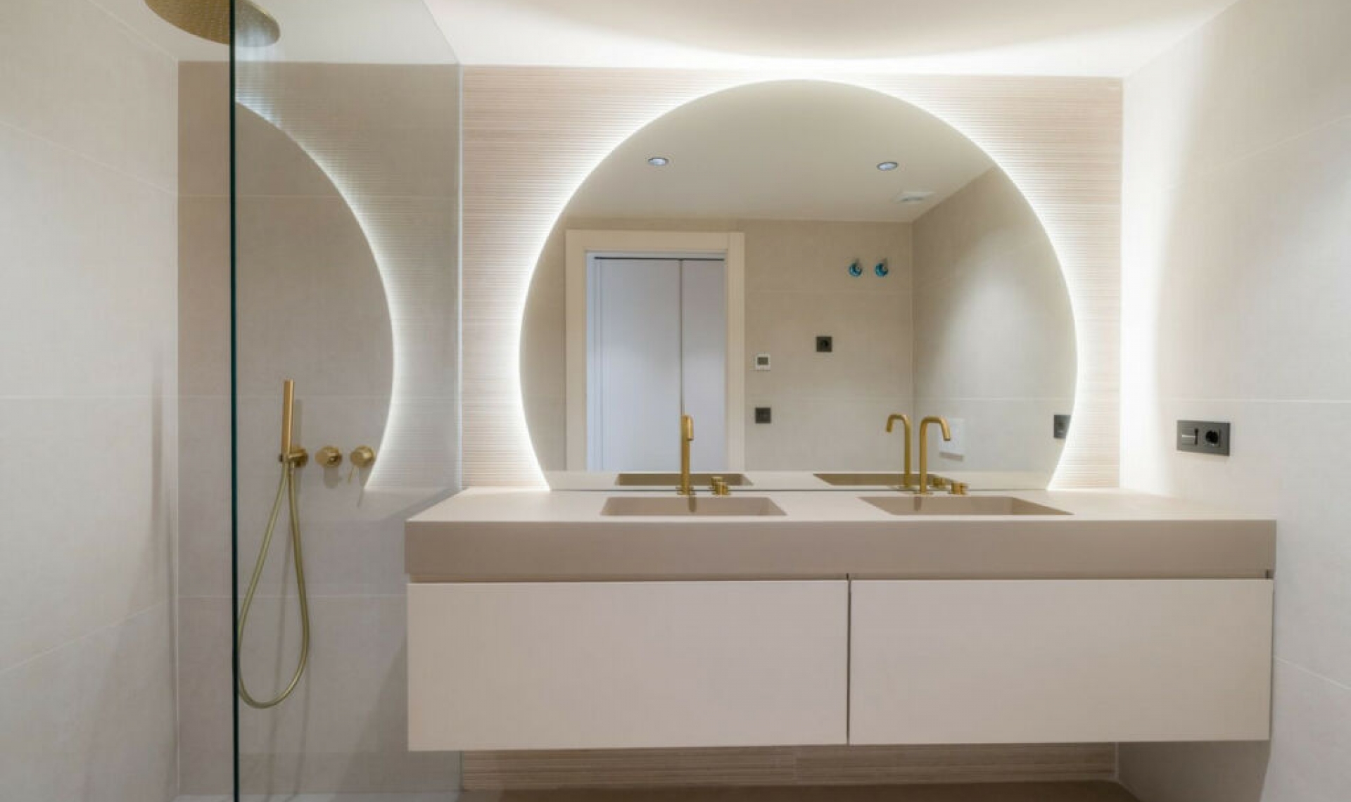 Resale - Apartment -
Nueva Andalucía