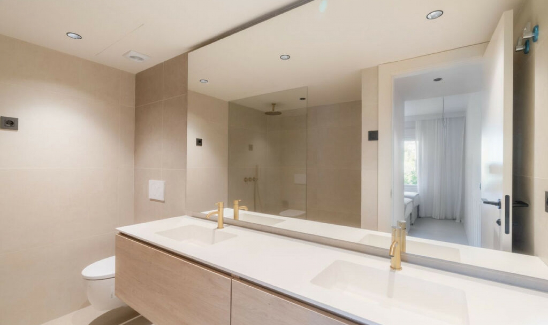 Resale - Apartment -
Nueva Andalucía
