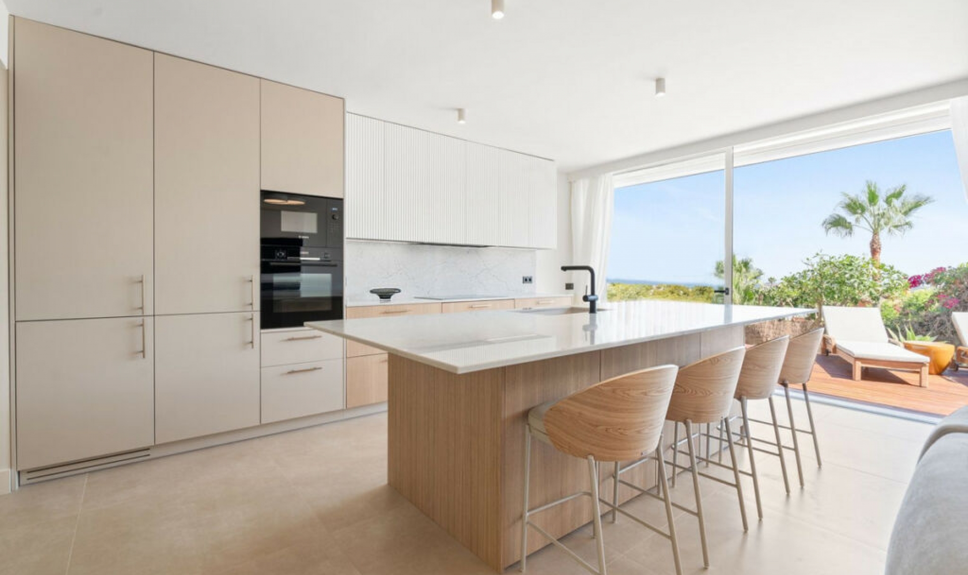 Resale - Apartment -
Nueva Andalucía