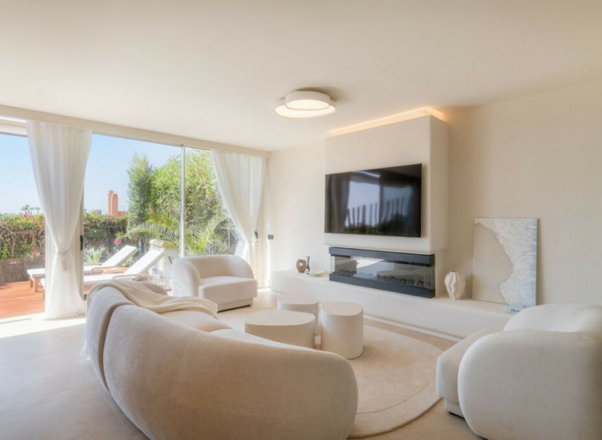Resale - Apartment -
Nueva Andalucía
