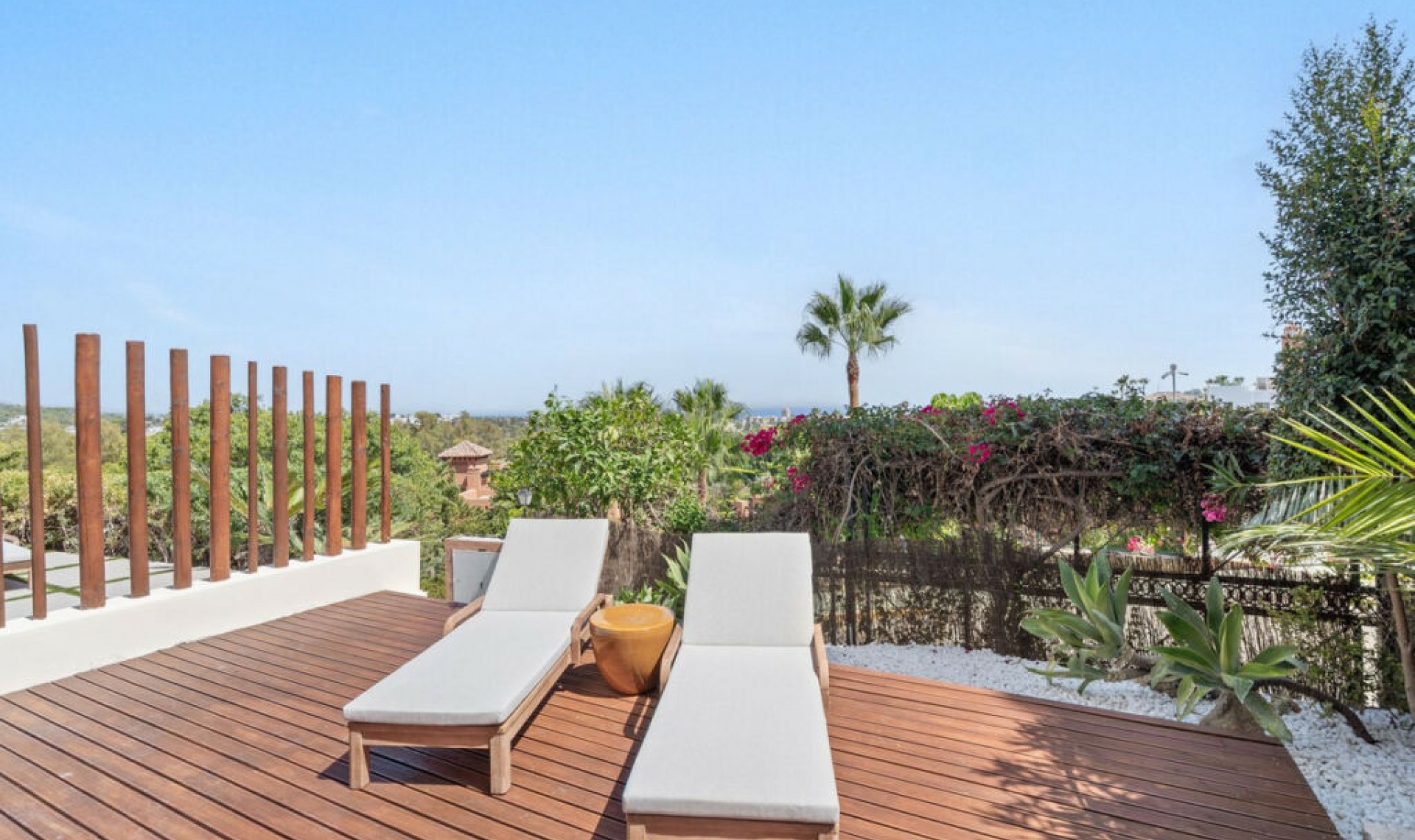 Resale - Apartment -
Nueva Andalucía