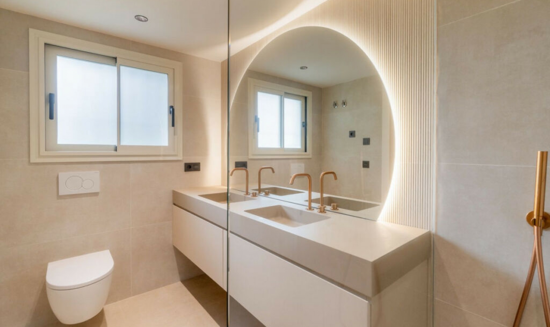 Resale - Apartment -
Nueva Andalucía
