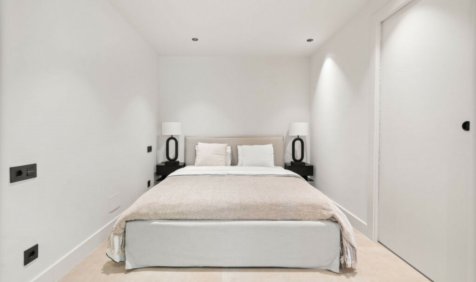 Resale - Apartment -
Nueva Andalucía