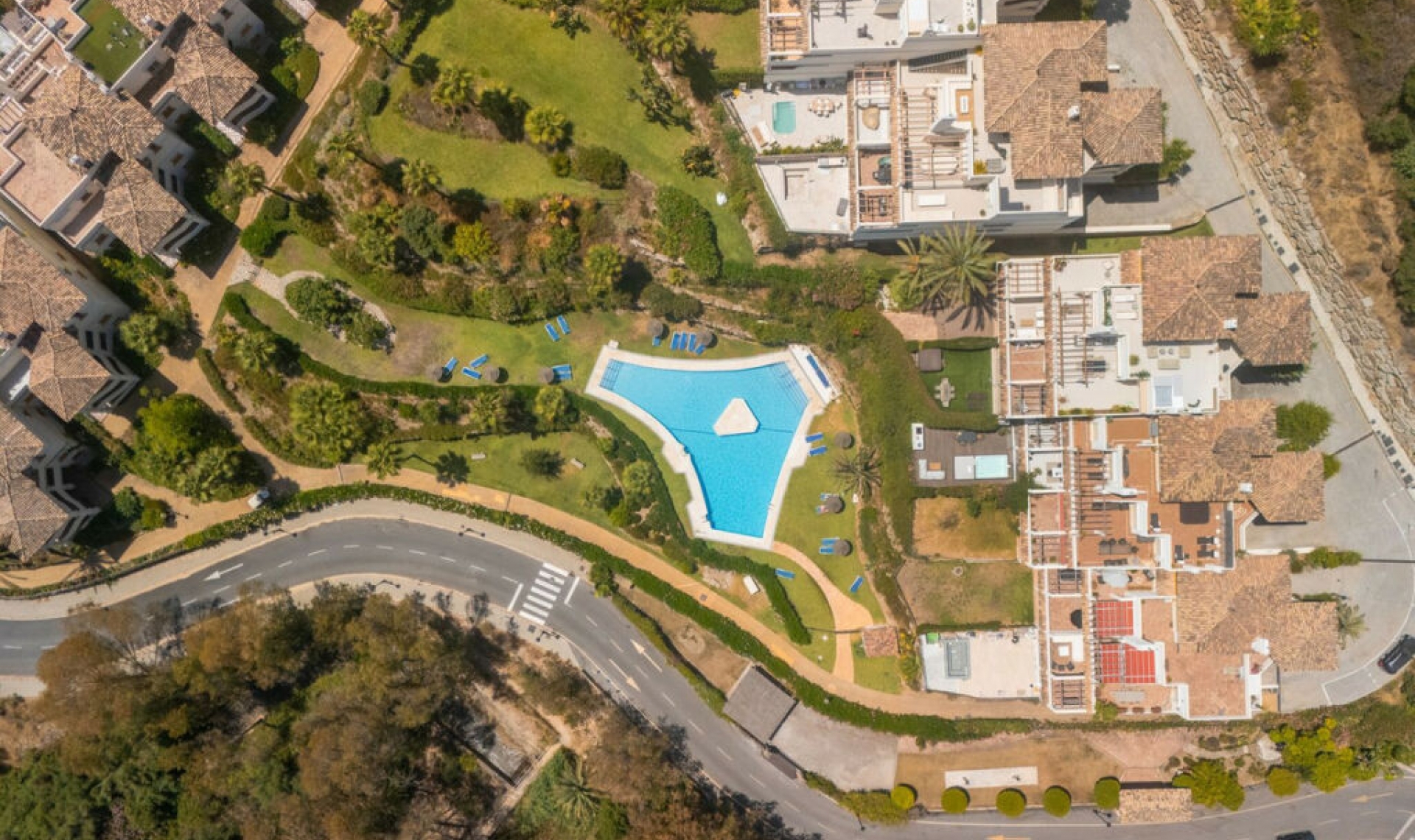 Resale - Apartment -
Nueva Andalucía
