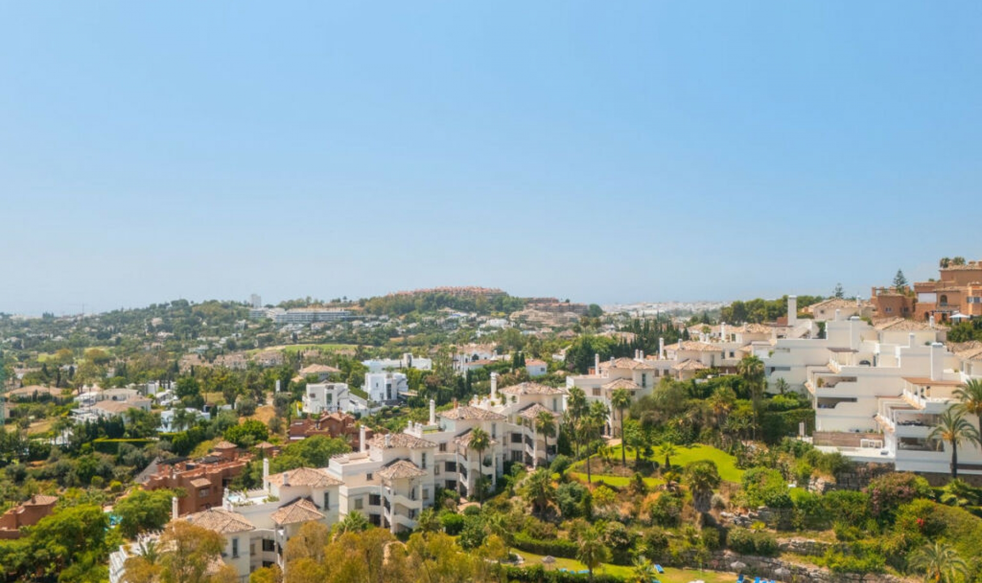 Resale - Apartment -
Nueva Andalucía