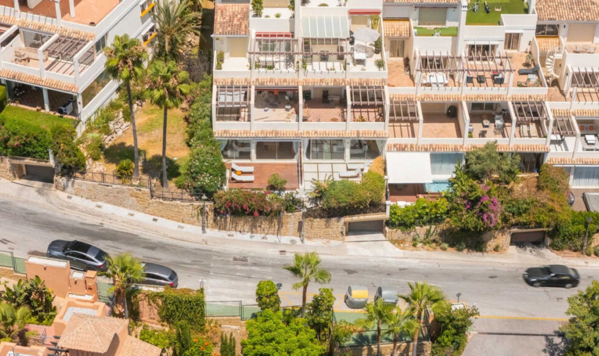 Resale - Apartment -
Nueva Andalucía