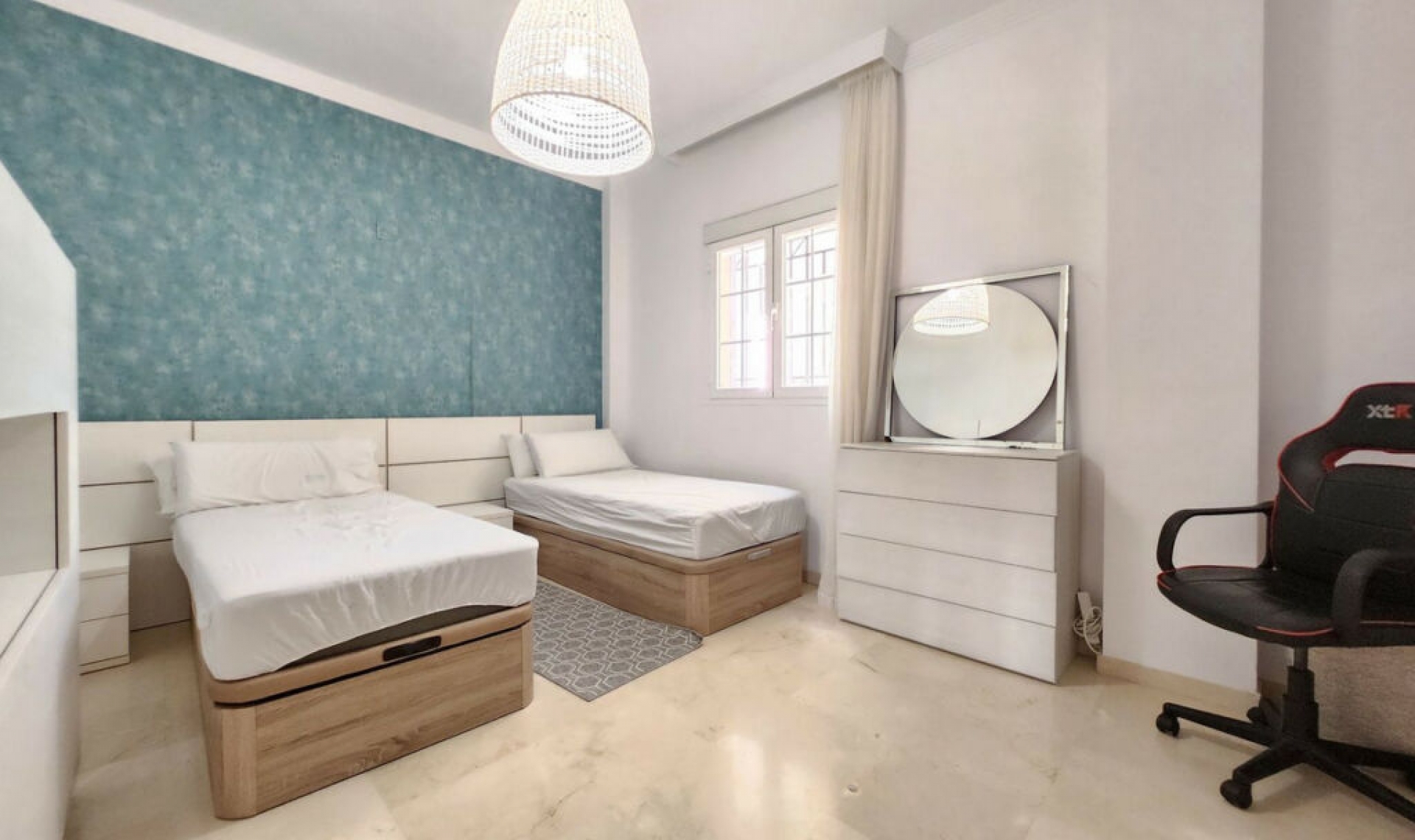 Resale - Apartment -
Nueva Andalucía