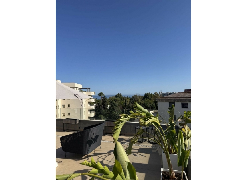 Resale - Apartment -
Nueva Andalucía