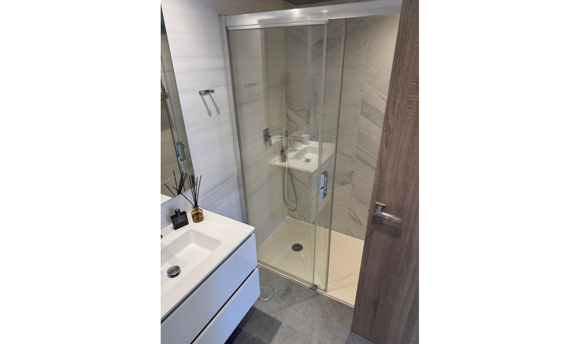 Resale - Apartment -
Nueva Andalucía