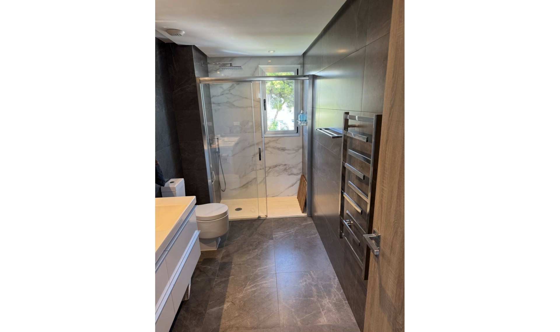 Resale - Apartment -
Nueva Andalucía
