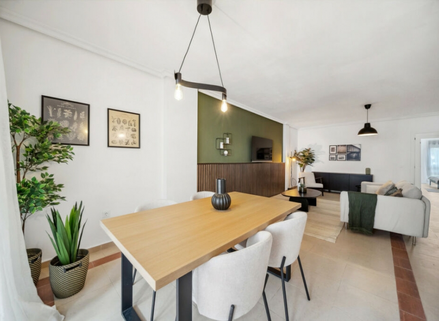 Resale - Apartment -
Nueva Andalucía