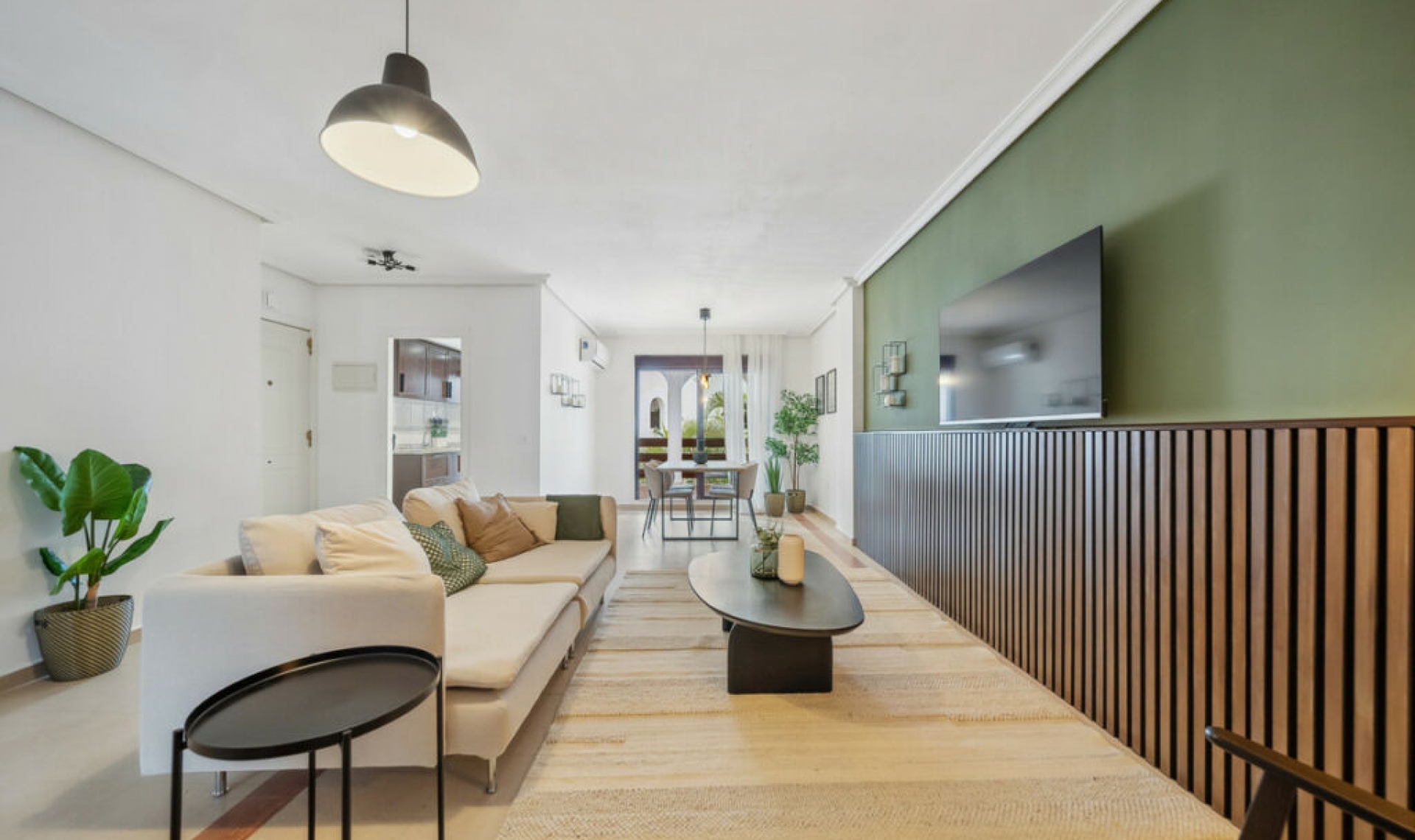 Resale - Apartment -
Nueva Andalucía