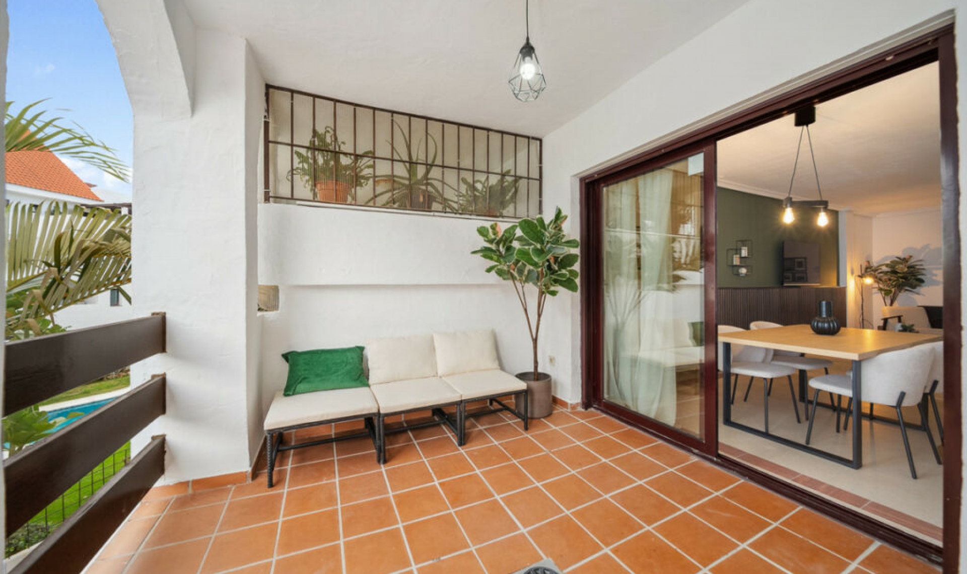 Resale - Apartment -
Nueva Andalucía