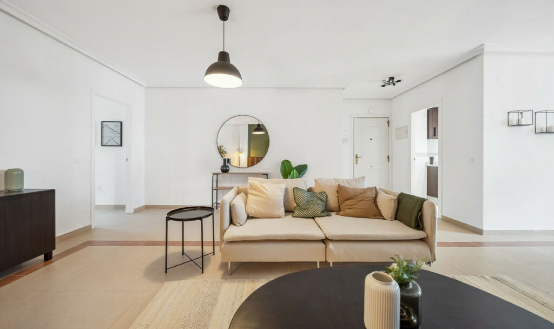 Resale - Apartment -
Nueva Andalucía