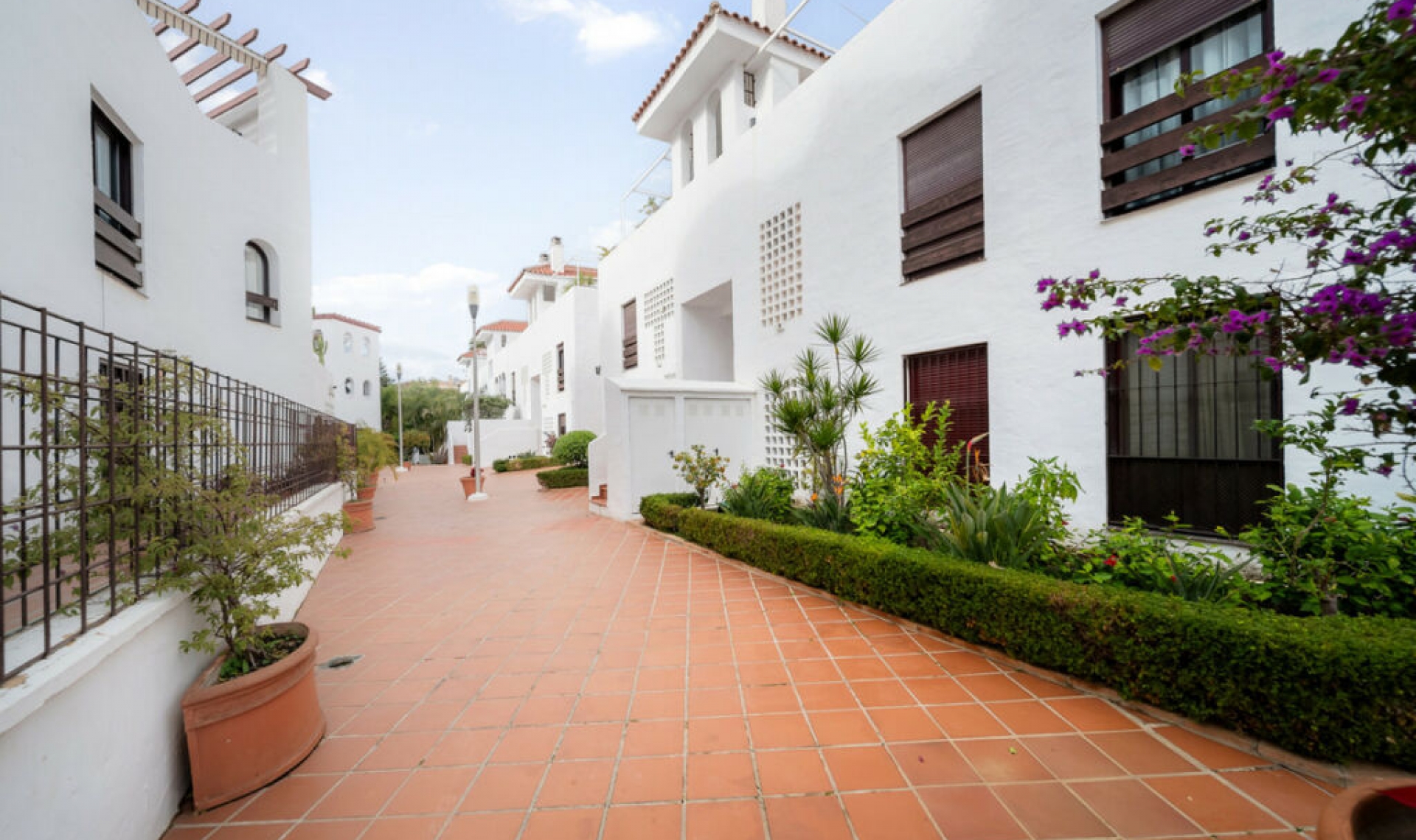 Resale - Apartment -
Nueva Andalucía
