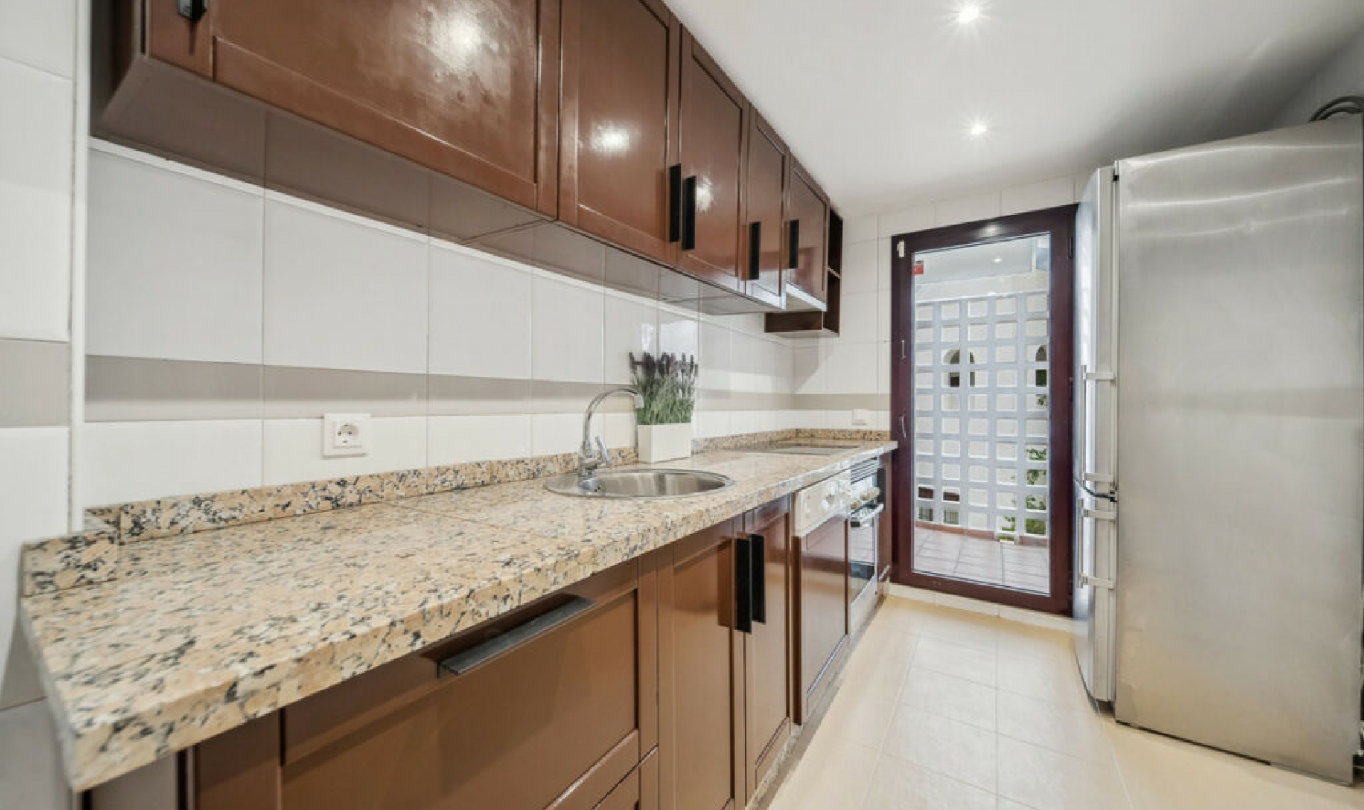 Resale - Apartment -
Nueva Andalucía