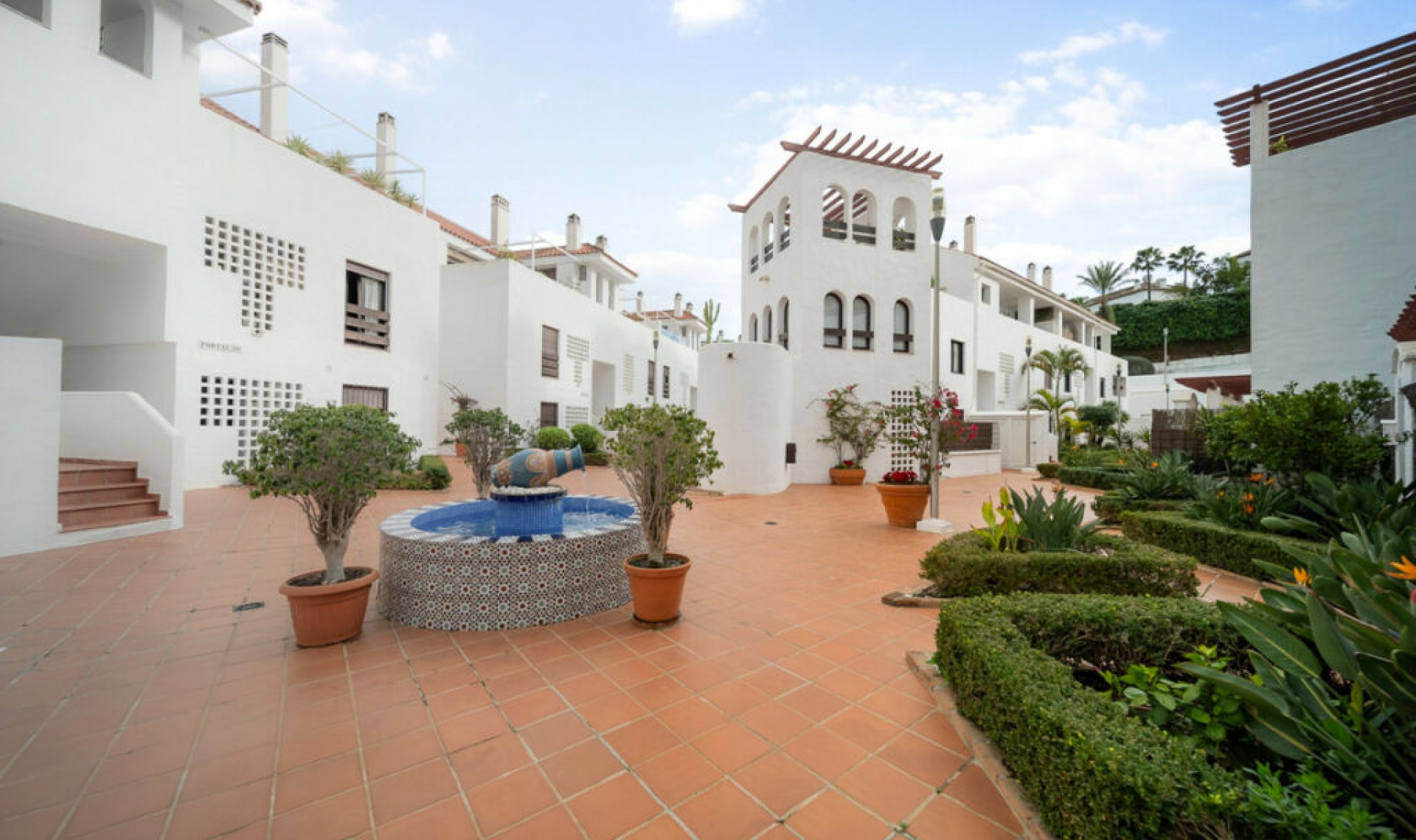 Resale - Apartment -
Nueva Andalucía