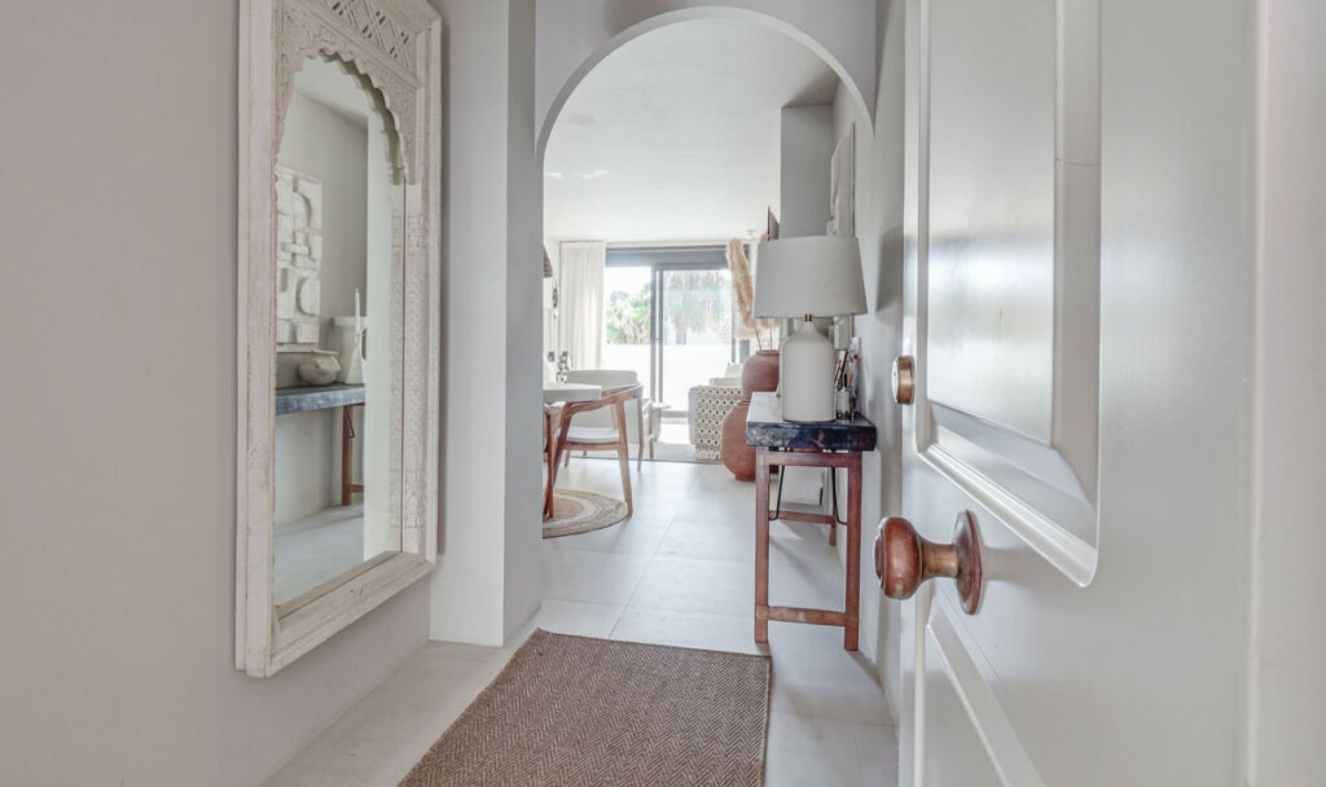 Resale - Apartment -
Nueva Andalucía