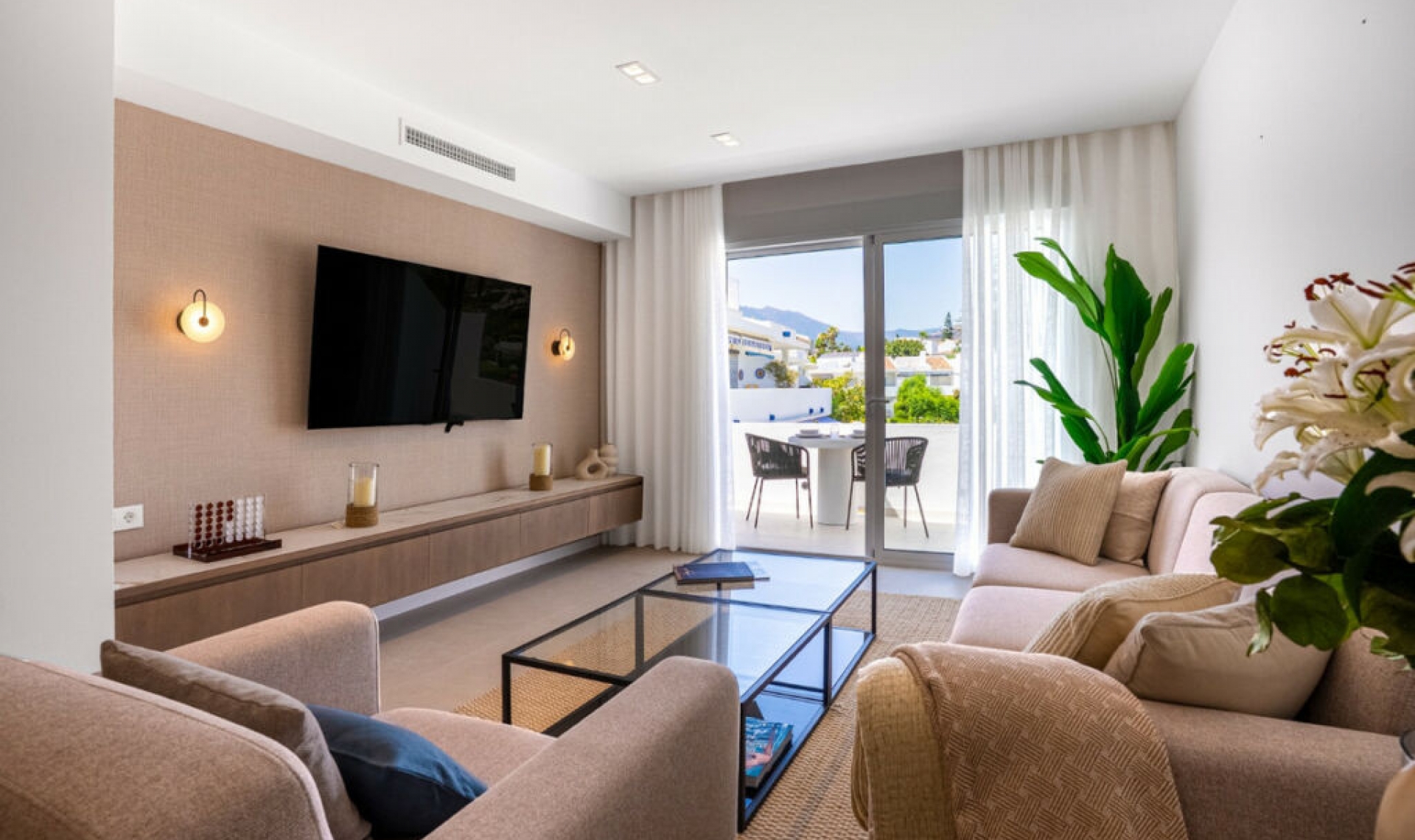 Resale - Apartment -
Nueva Andalucía