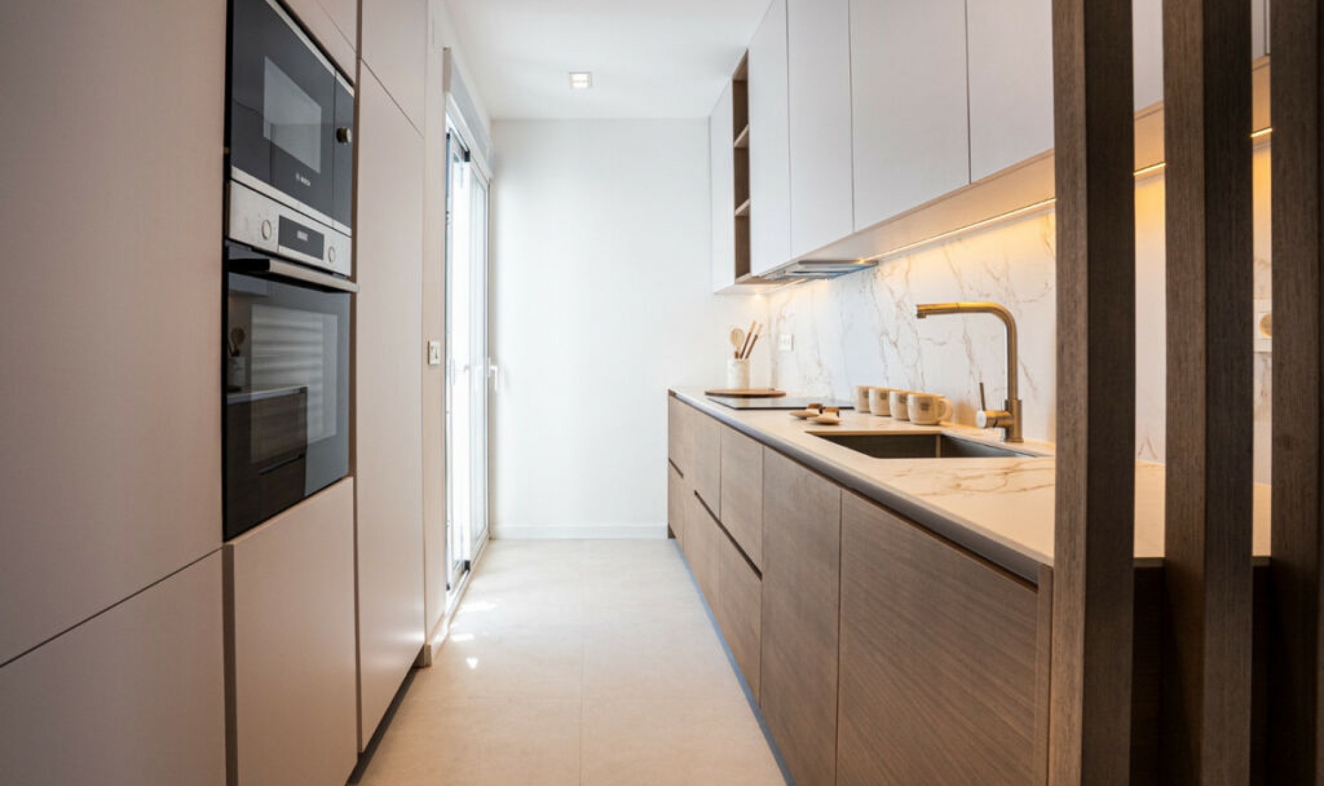 Resale - Apartment -
Nueva Andalucía