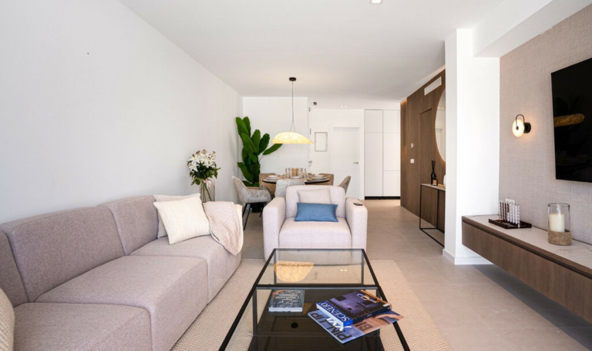Resale - Apartment -
Nueva Andalucía