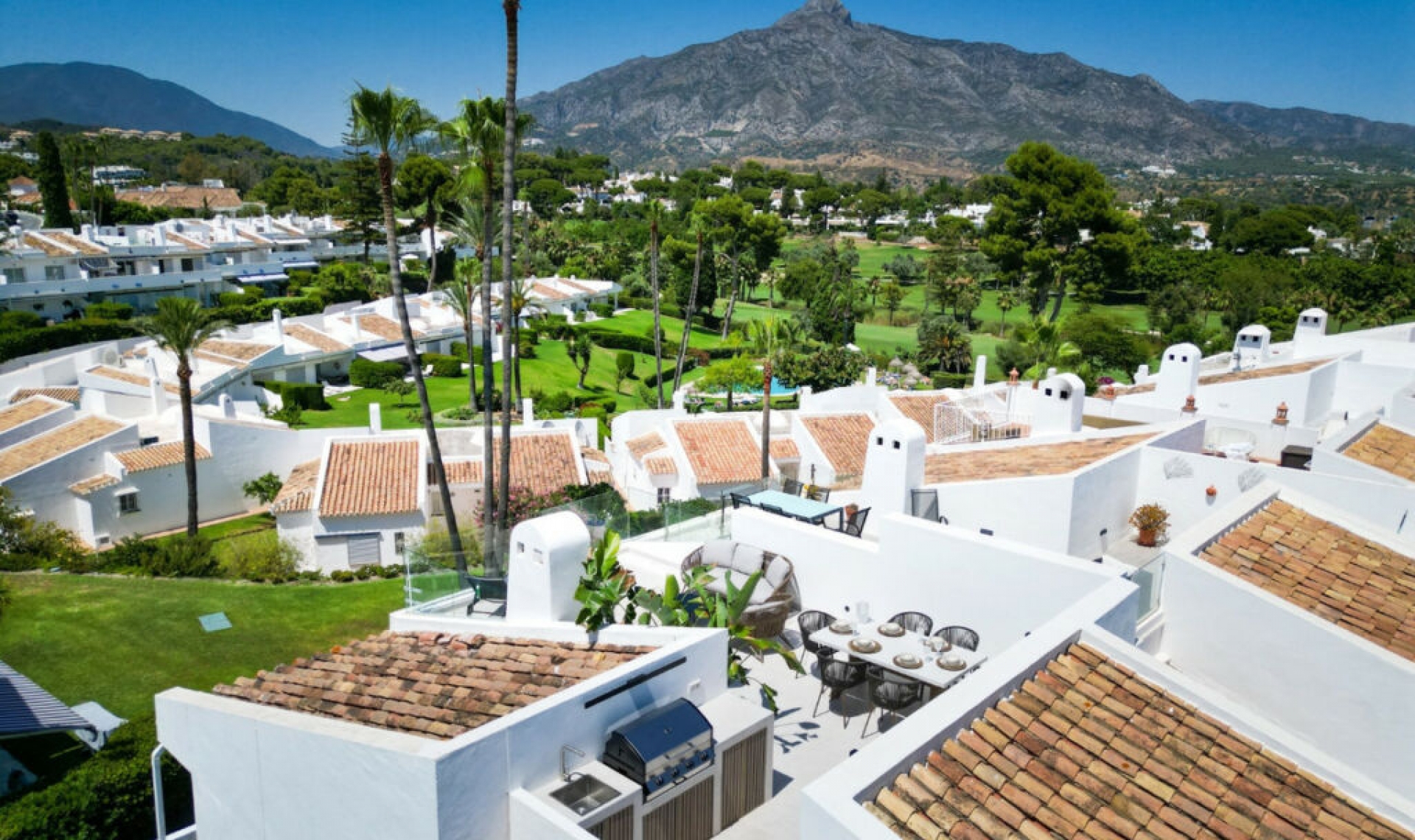 Resale - Apartment -
Nueva Andalucía