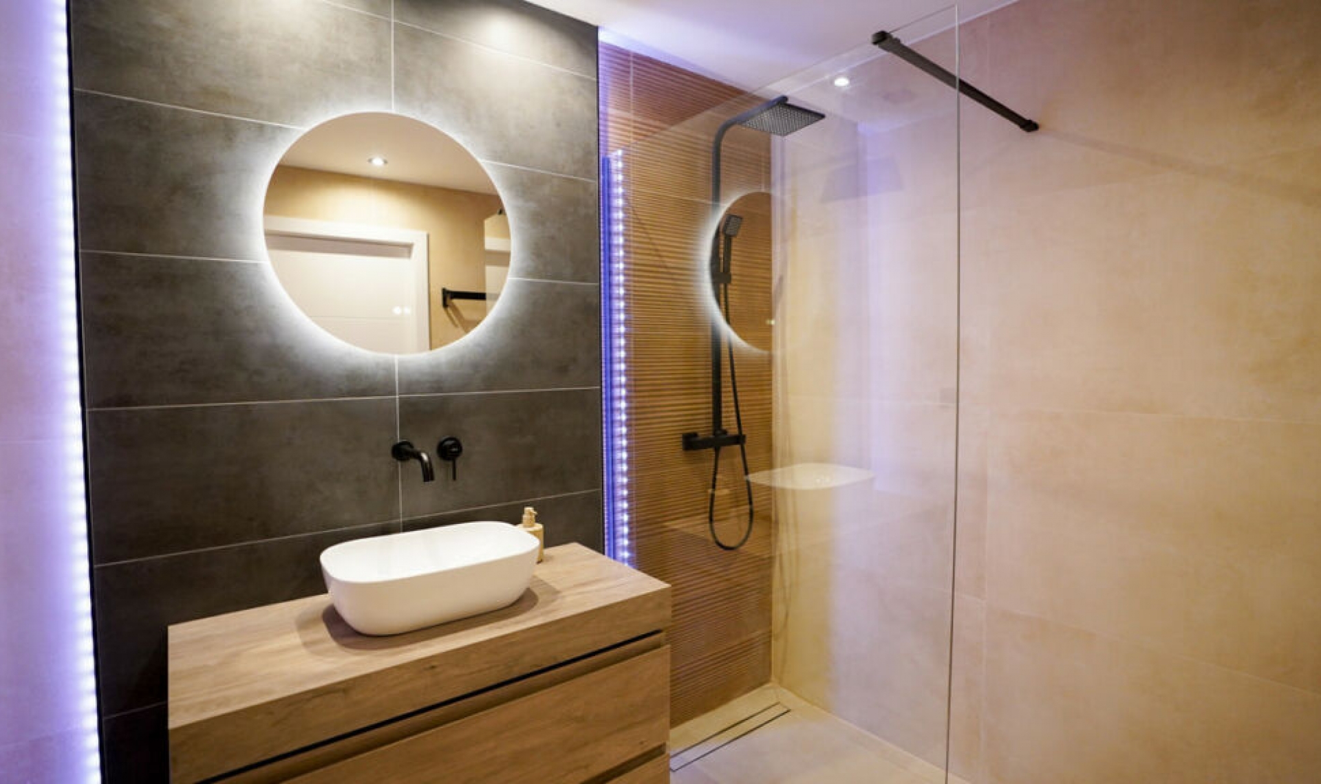 Resale - Apartment -
Nueva Andalucía