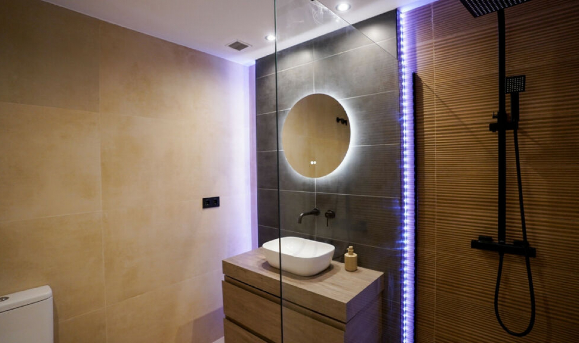Resale - Apartment -
Nueva Andalucía