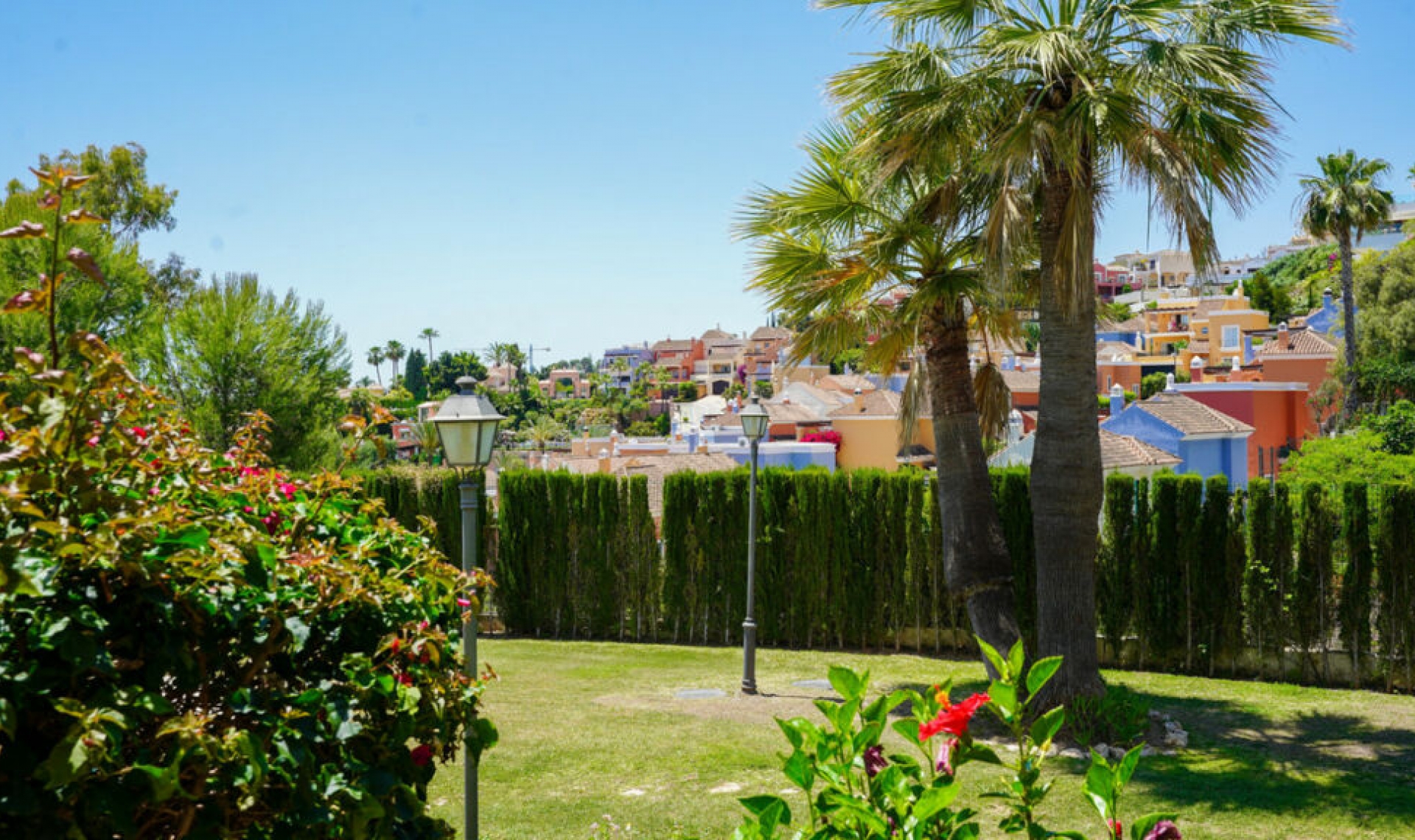 Resale - Apartment -
Nueva Andalucía