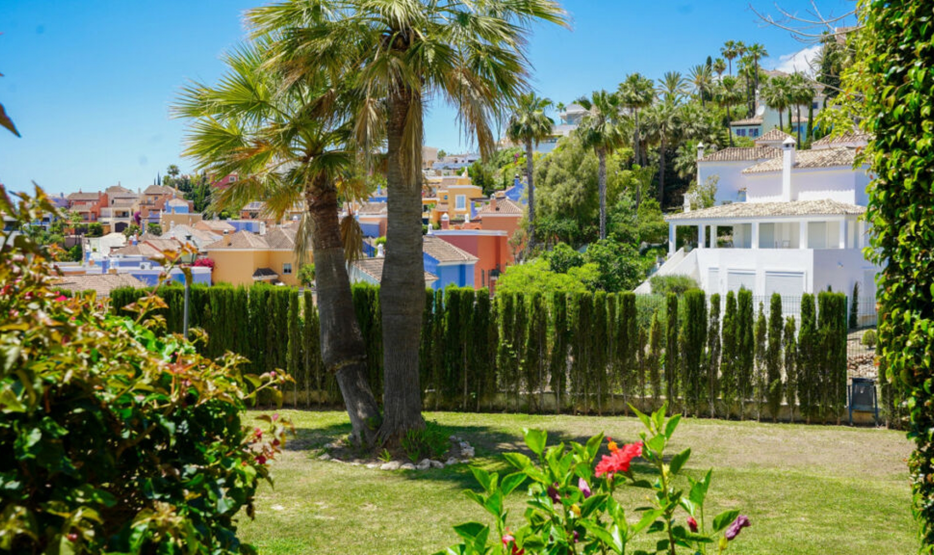 Resale - Apartment -
Nueva Andalucía