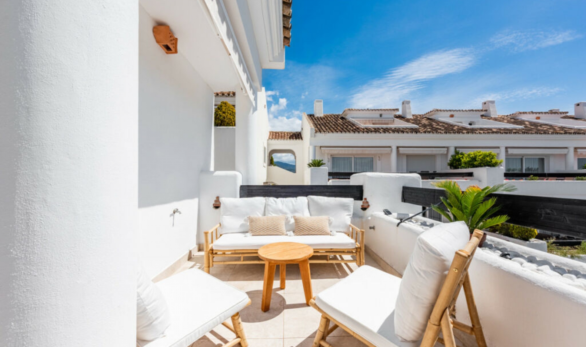 Resale - Apartment -
Nueva Andalucía