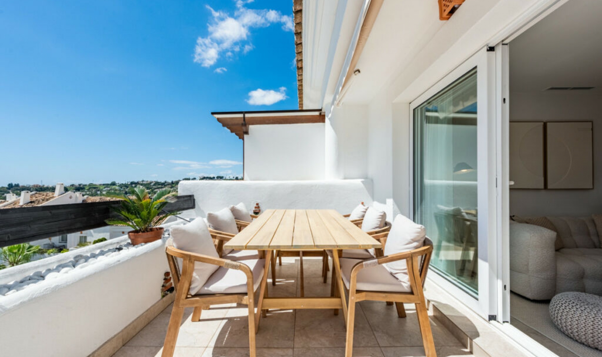 Resale - Apartment -
Nueva Andalucía